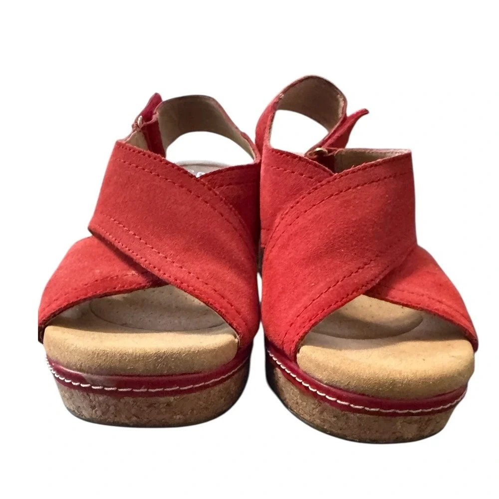 Clarks Collection Red Suede Wedge Slingback Sandals Women US 7.5 UK 5.5 - Picture 7 of 9